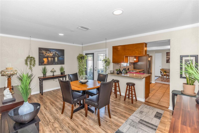 Building Photo - 1506 June Ave