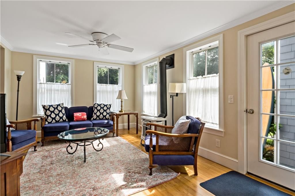 Building Photo - 6 Gladding Ct