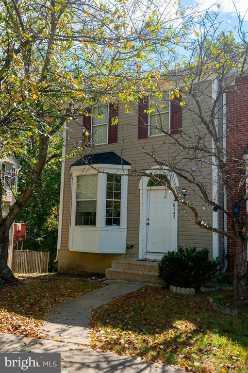 Primary Photo - 10749 Kitchener Ct