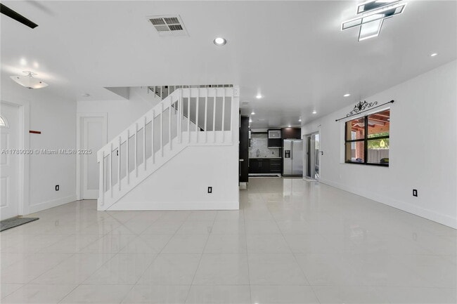 Building Photo - 9646 SW 151 Ave