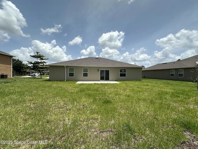 Building Photo - 2154 Ramsdale Dr SE