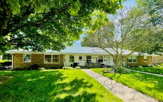 Building Photo - 219 Yearick St