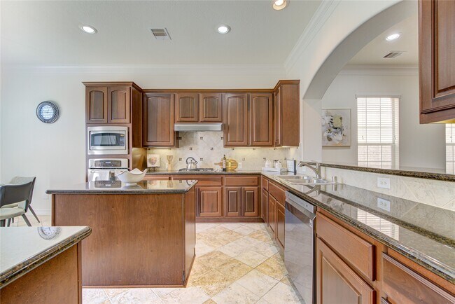 Building Photo - 14467 Basalt Ln