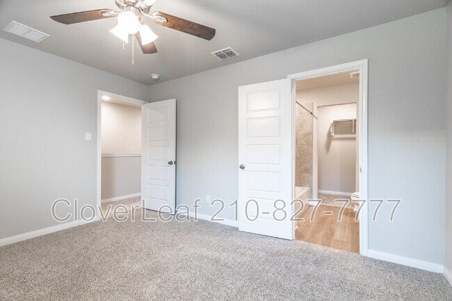 Building Photo - 8339 Runner Rdg