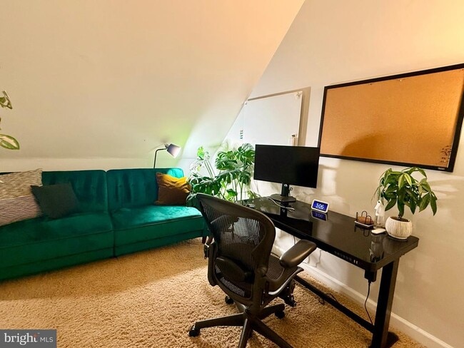 Building Photo - 4628 36th St S