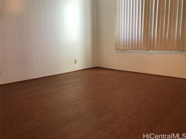 Building Photo - 990 Ala Nanala St