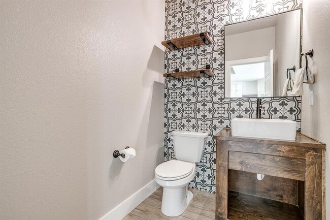 Building Photo - 1221 Crown Valley Dr