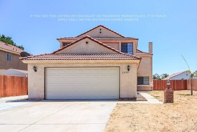 Primary Photo - 23709 Swan St