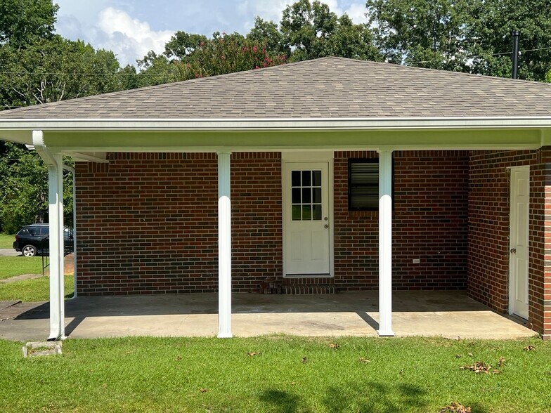 Building Photo - 1492 Arkadelphia Rd
