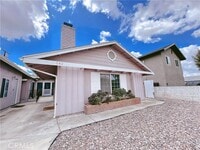 Building Photo - 942 Barbara Ln