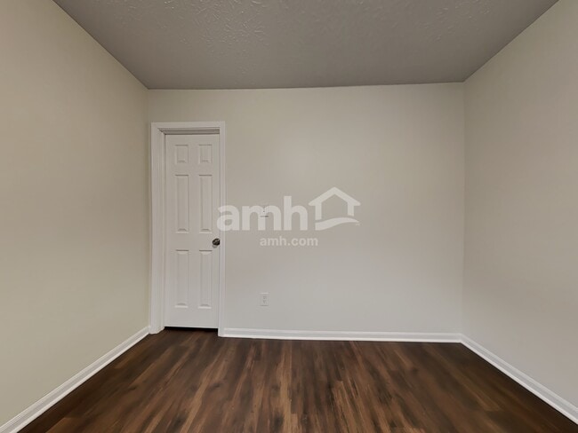 Building Photo - 11223 Boston Way