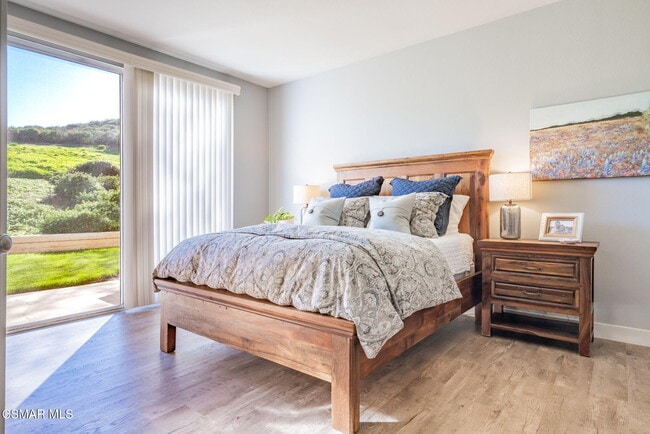 Building Photo - 264 Ridgeton Ln