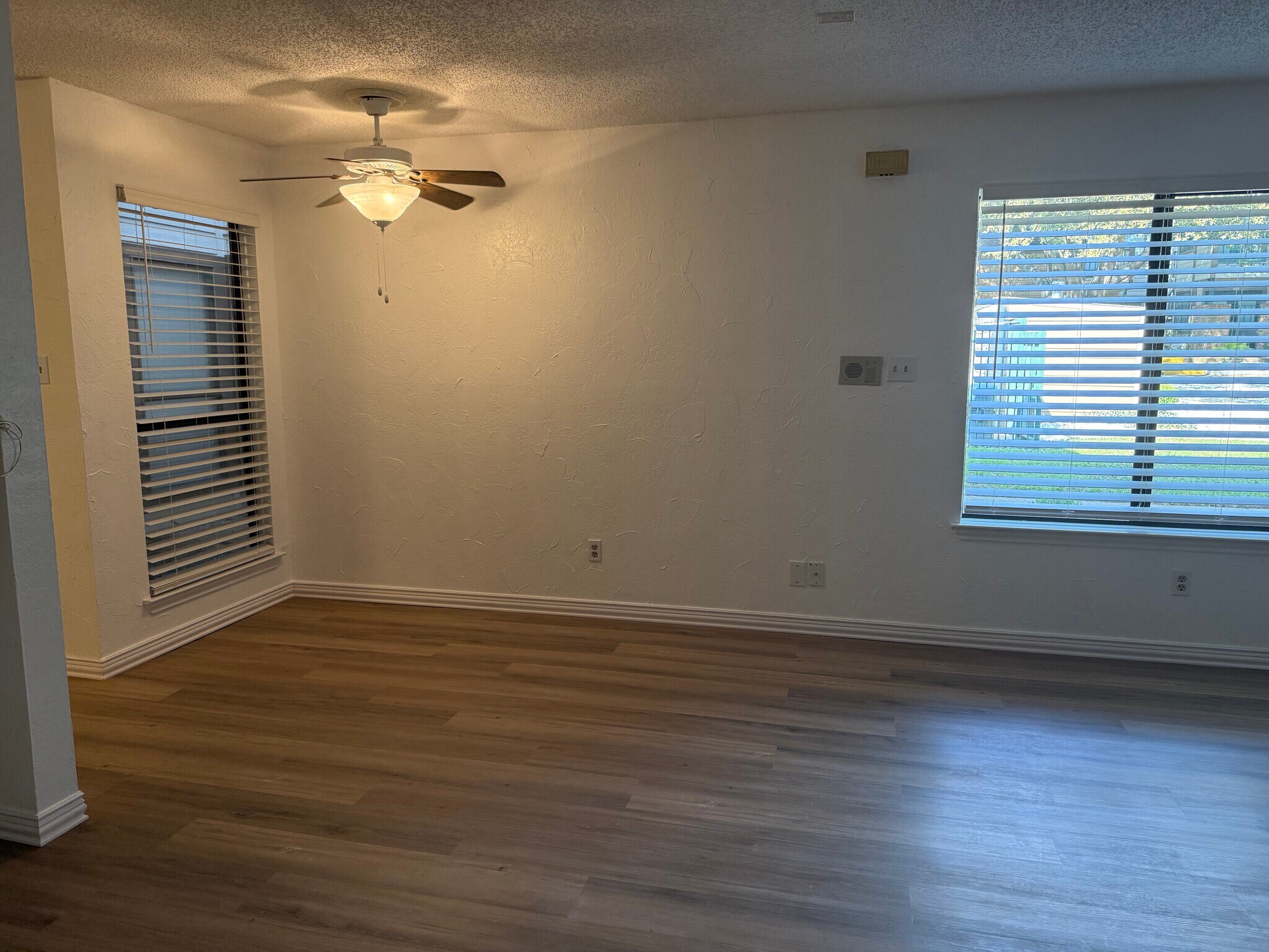 Building Photo - 2310 Bamboo Dr