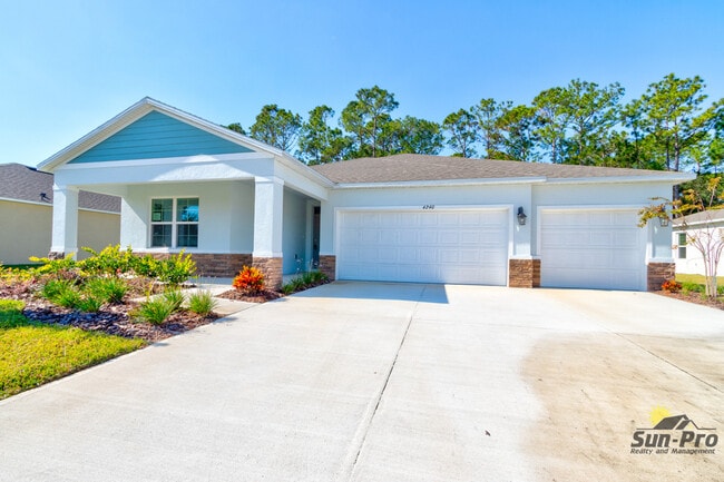 Building Photo - 4240 Acoma Dr