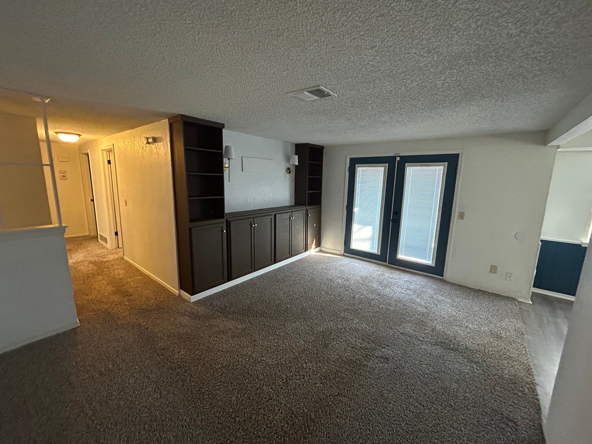 Building Photo - 4220 SE 49th Ter