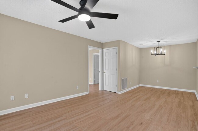 Building Photo - 100 Kensington Blvd