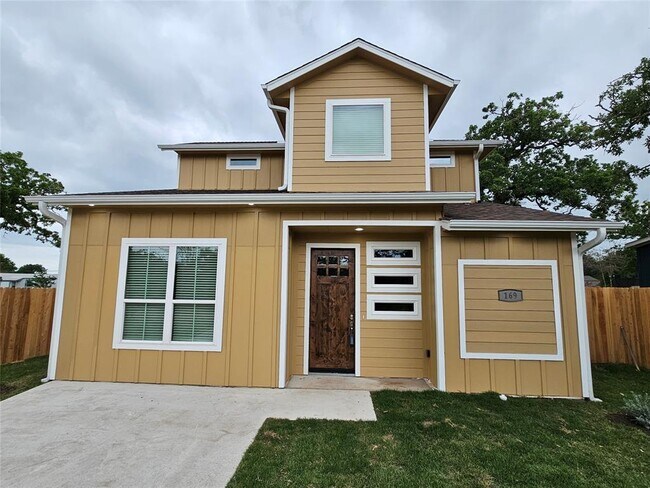 Building Photo - 169 Chickasaw