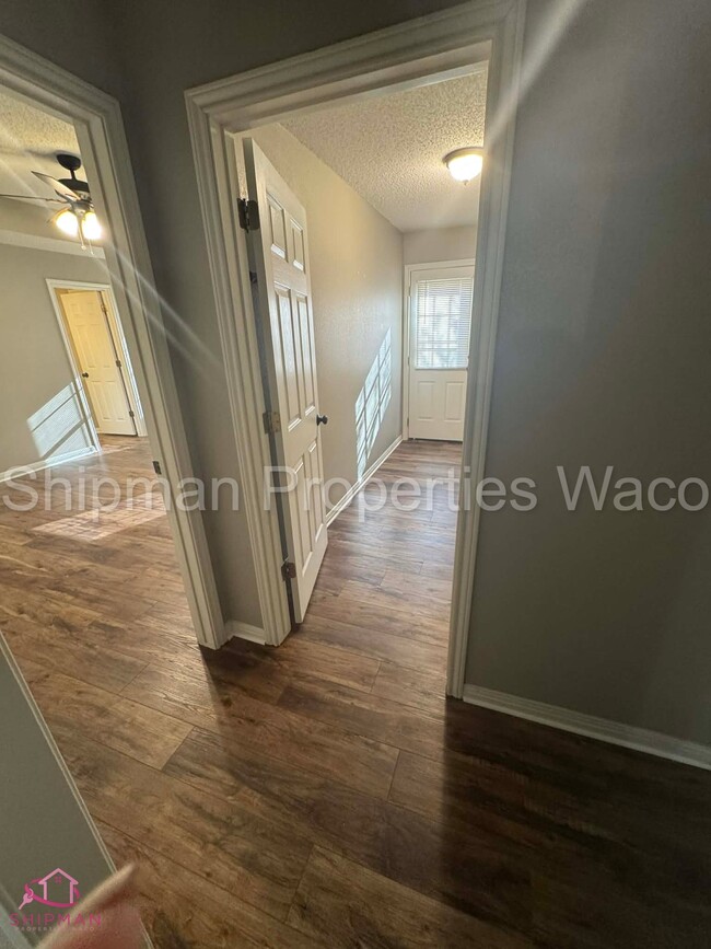 Building Photo - 848 Eagles Nest Dr