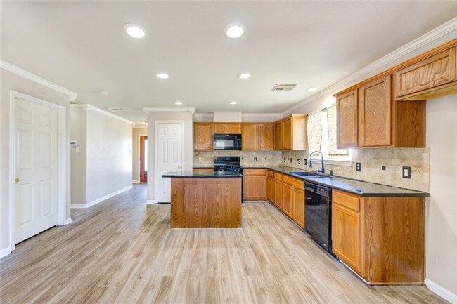 Building Photo - 3162 Crossout Ct