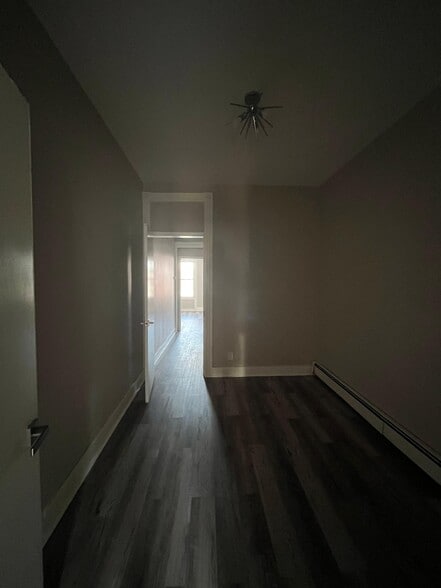 Building Photo - 65 Laidlaw Ave