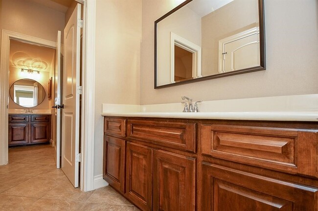 Building Photo - 8706 Stowe Creek Ln