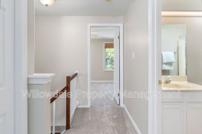 Building Photo - 4614 Pine Trace Dr