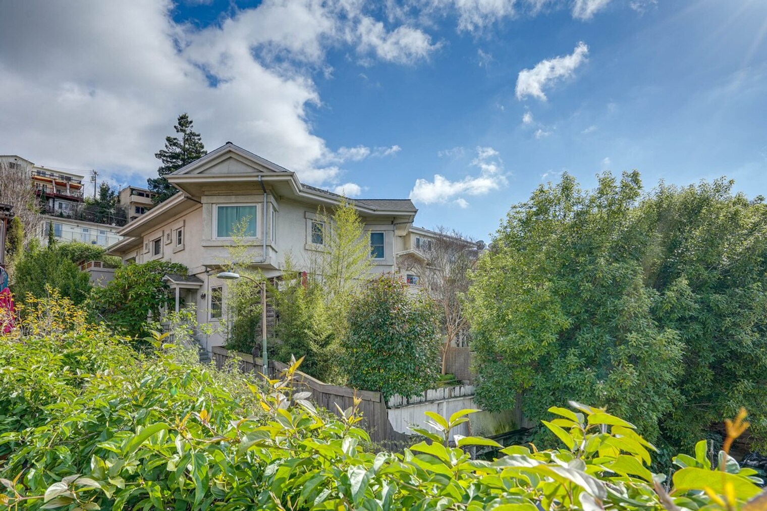 Building Photo - 3600 Grand Ave