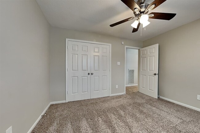 Building Photo - 12522 Lusterleaf Dr