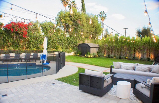 Building Photo - 4820 Abbeyville Ave