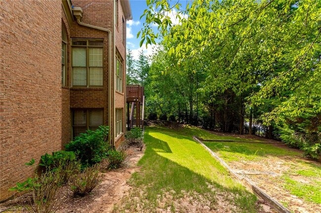 Building Photo - 5020 Greatwood Ln