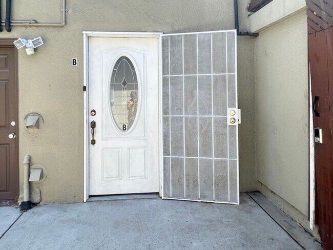 Building Photo - 1204 Ceres St
