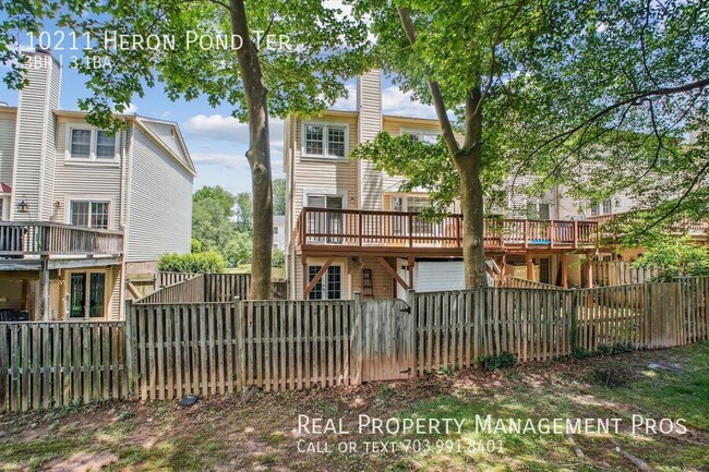 Building Photo - 10211 Heron Pond Terrace