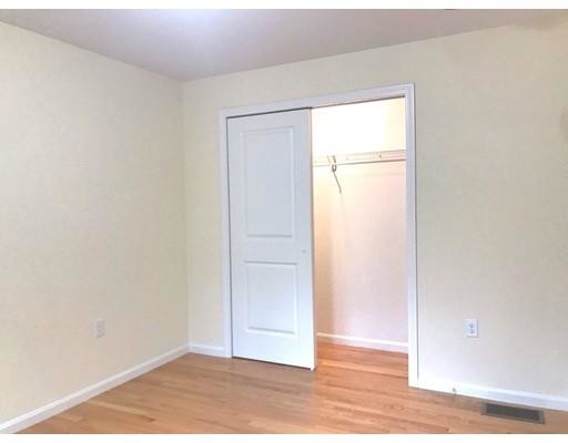 Building Photo - 7-15-17 Callender St