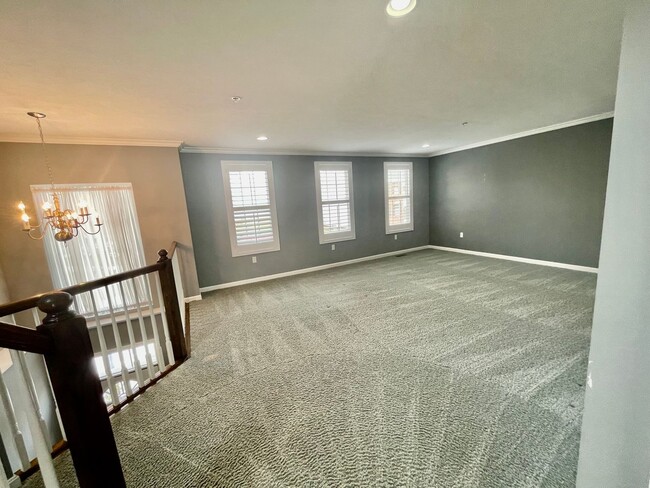 Building Photo - 3 Bed 2.5 Bath- Canonsburg PA