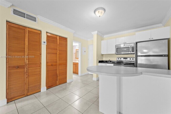 Building Photo - 8240 SW 210th St