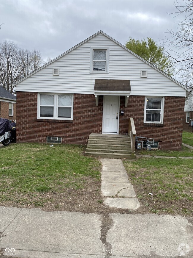 Building Photo - 601 N Tibbs Ave