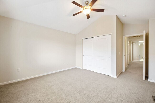 Building Photo - Spacious 3BR + Loft in the Palomino Park Community - Perfect for Comfortable, Convenient and Quit...