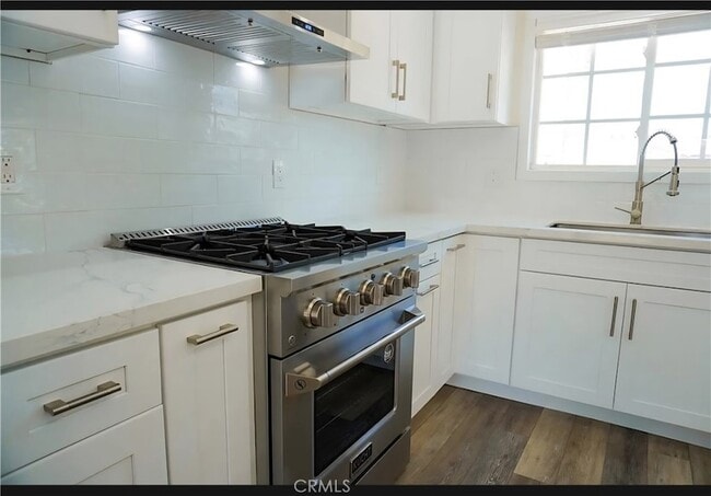 Building Photo - 18271 Roberta Cir