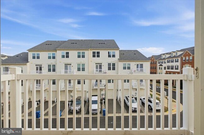 Building Photo - 7411 Brunson Cir