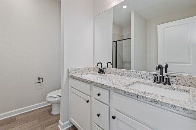 Building Photo - 1031 Rosewood Trl
