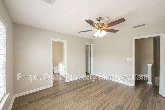 Building Photo - 1214 Charleston Ct