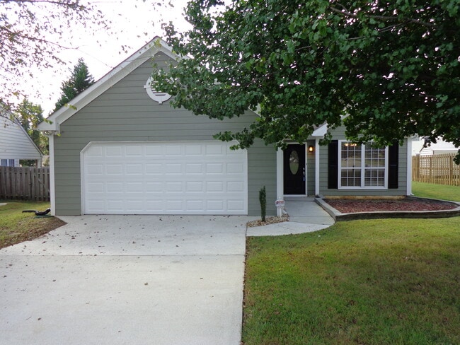 Building Photo - 2999 Heather Lake Dr