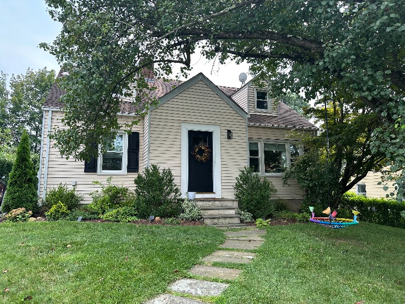 Building Photo - 28 Beaver Hill Rd