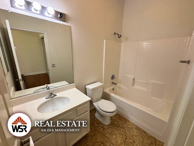 Building Photo - Beautifully upgraded LARGE home with a pool and basketball court in Mockingbird Canyon!