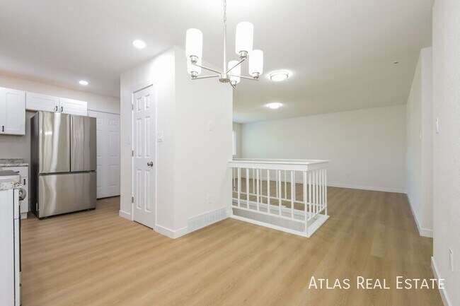 Building Photo - 108 Yank Way