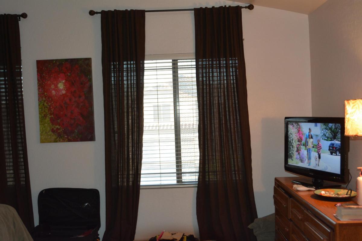 Building Photo - 519 W Douglas Ave