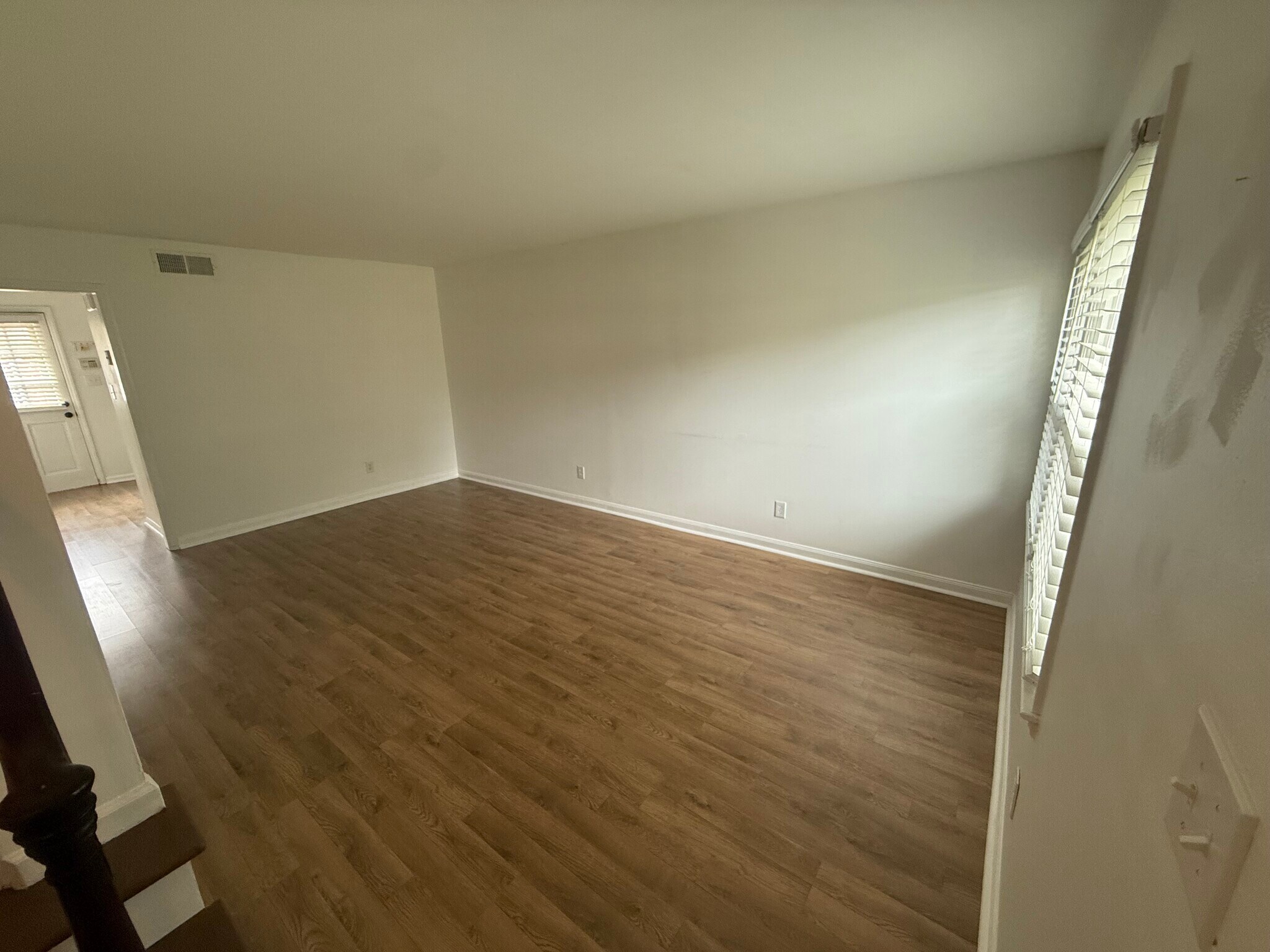 Living Room - 4640 Old Lantern Way