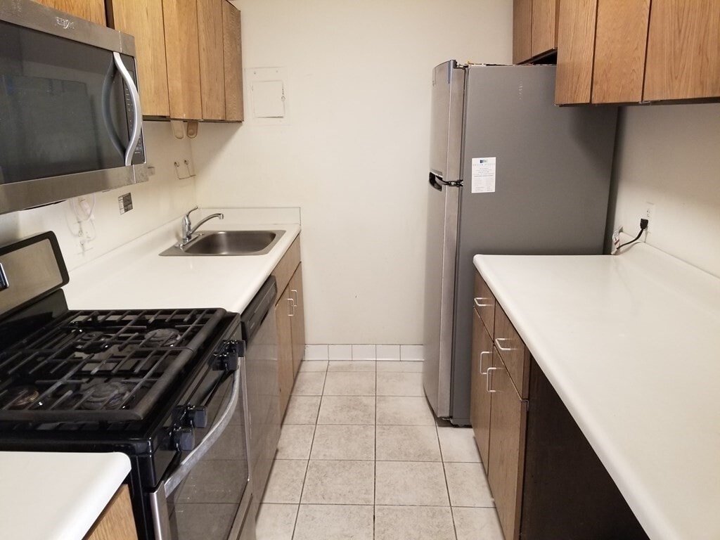 *Pictures are representative samples of the advertised unit. In some cases, the actual units you tou - 8 Juniper St