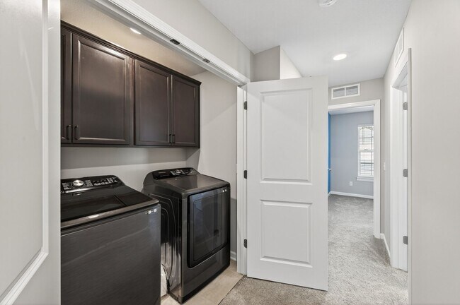 Building Photo - Anoka Detached Townhome