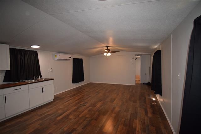 Building Photo - 6000 Spring Creek Pkwy